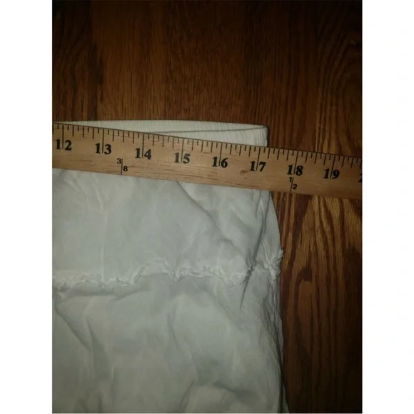 White Tiered Mini Skirt for Cocktail Events - Picture 8 of 10